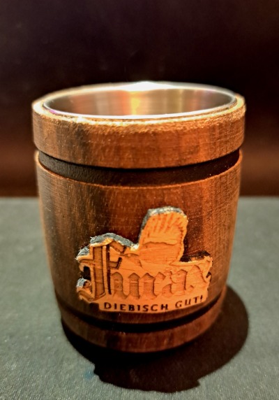 Hoch den Becher!